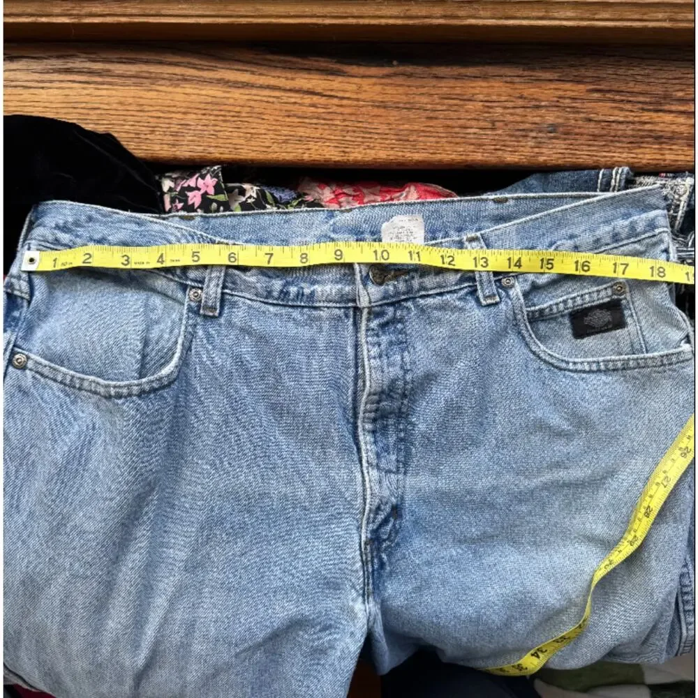 Vintage men’s 38X30 Harley Davison light wash denim jeans